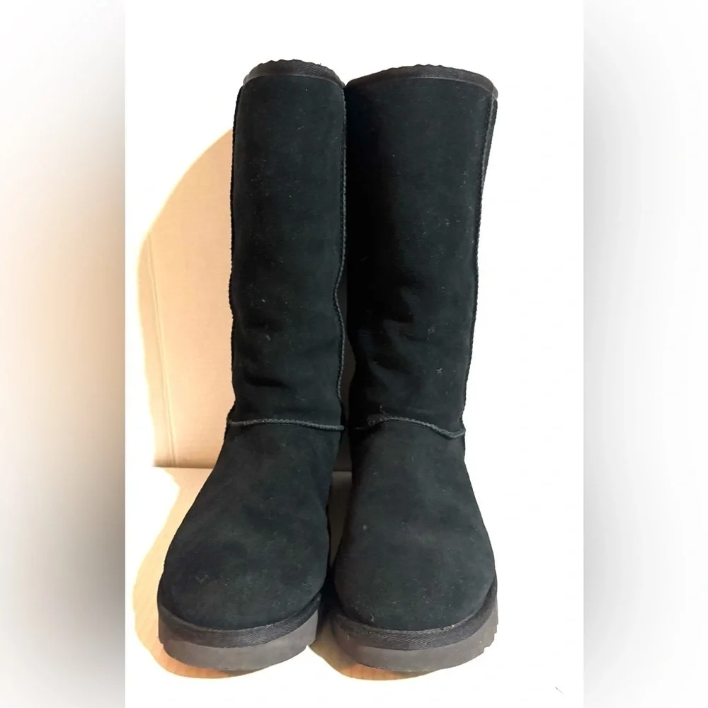 UGG Black and Brown suede Fur-Trimmed Boots US size 10